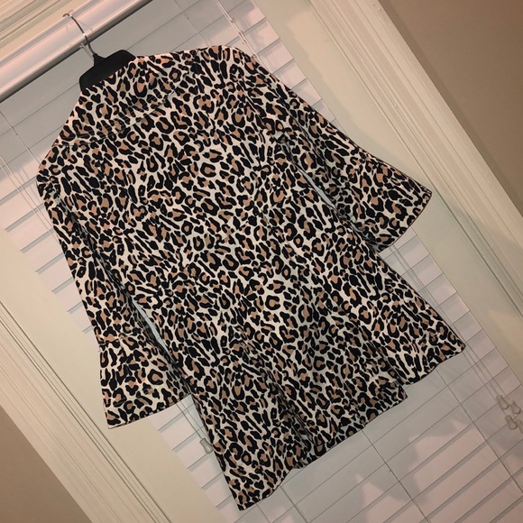 Leopard print dress jacket/top. Button up - Picture 5 of 6